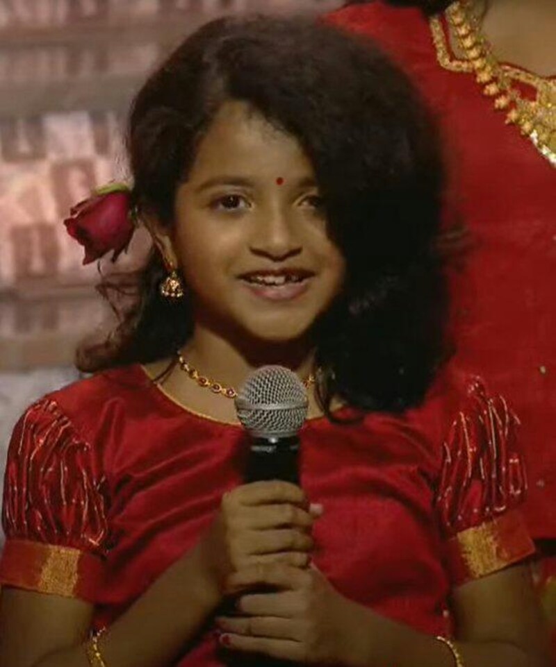 Sivakarthikeyan daughter singing