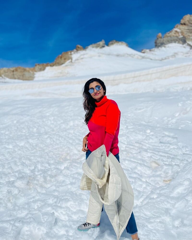 Priya bhavani new hot snow enjoy