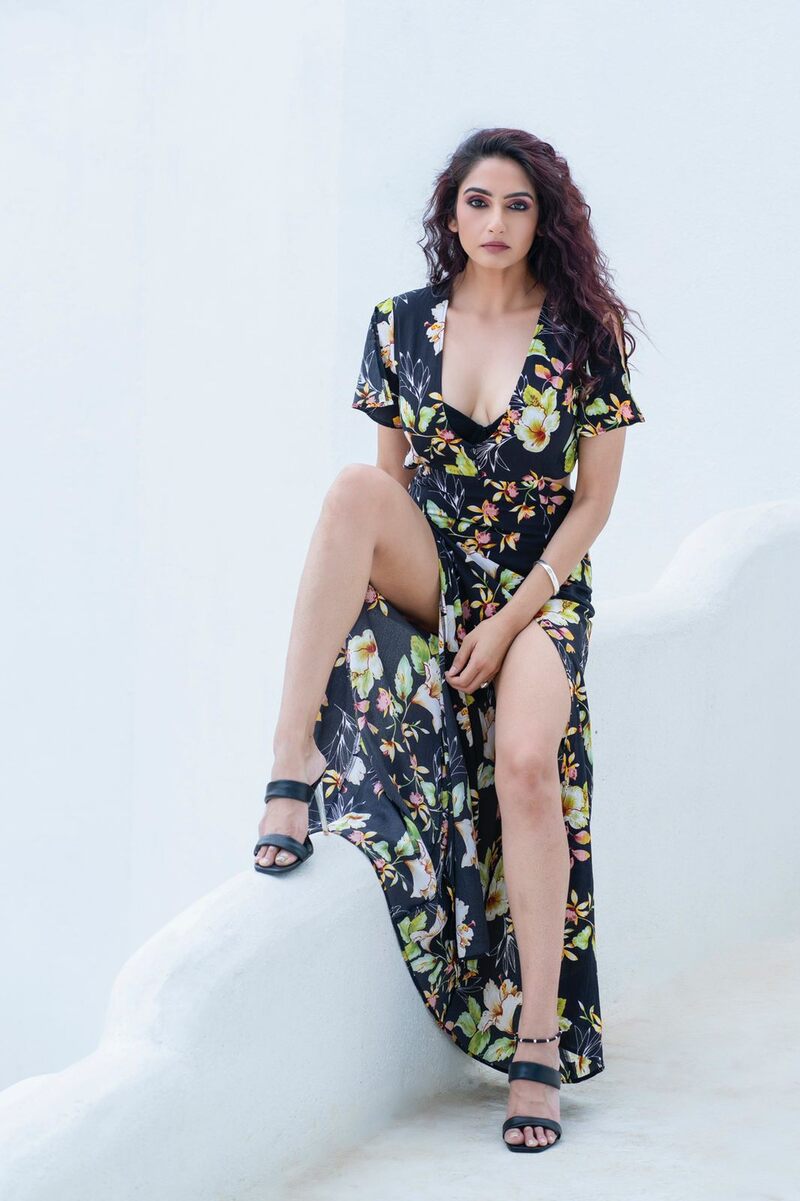 Ragini dwivedi latest photoshoot