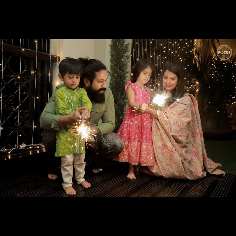 Yash diwali celebration photo viral