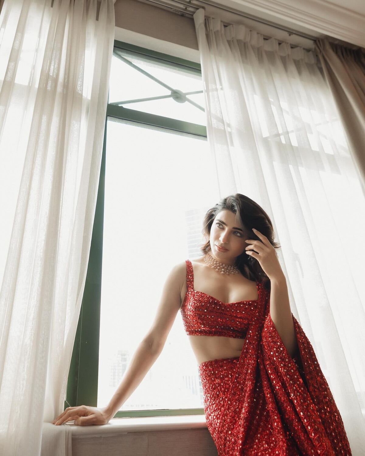 Samantha prabhu in red colour dress