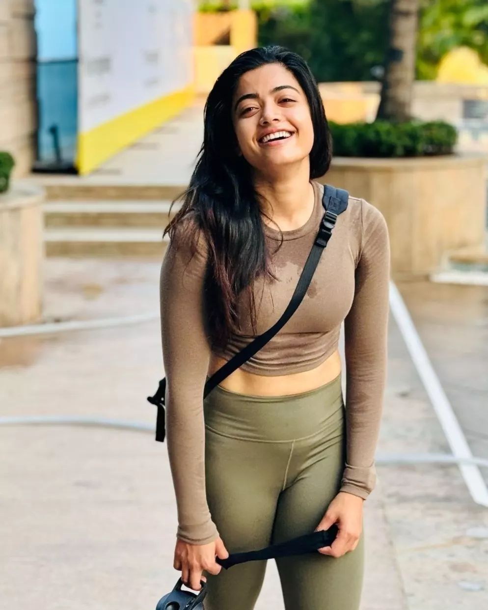 Rashmika mandanna in suit hot dress