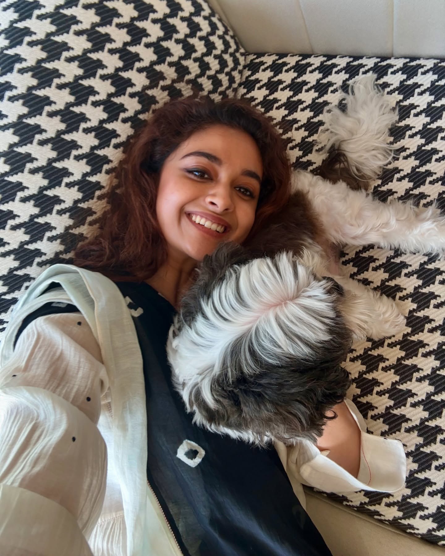 Keerthy suresh with his dog vedio