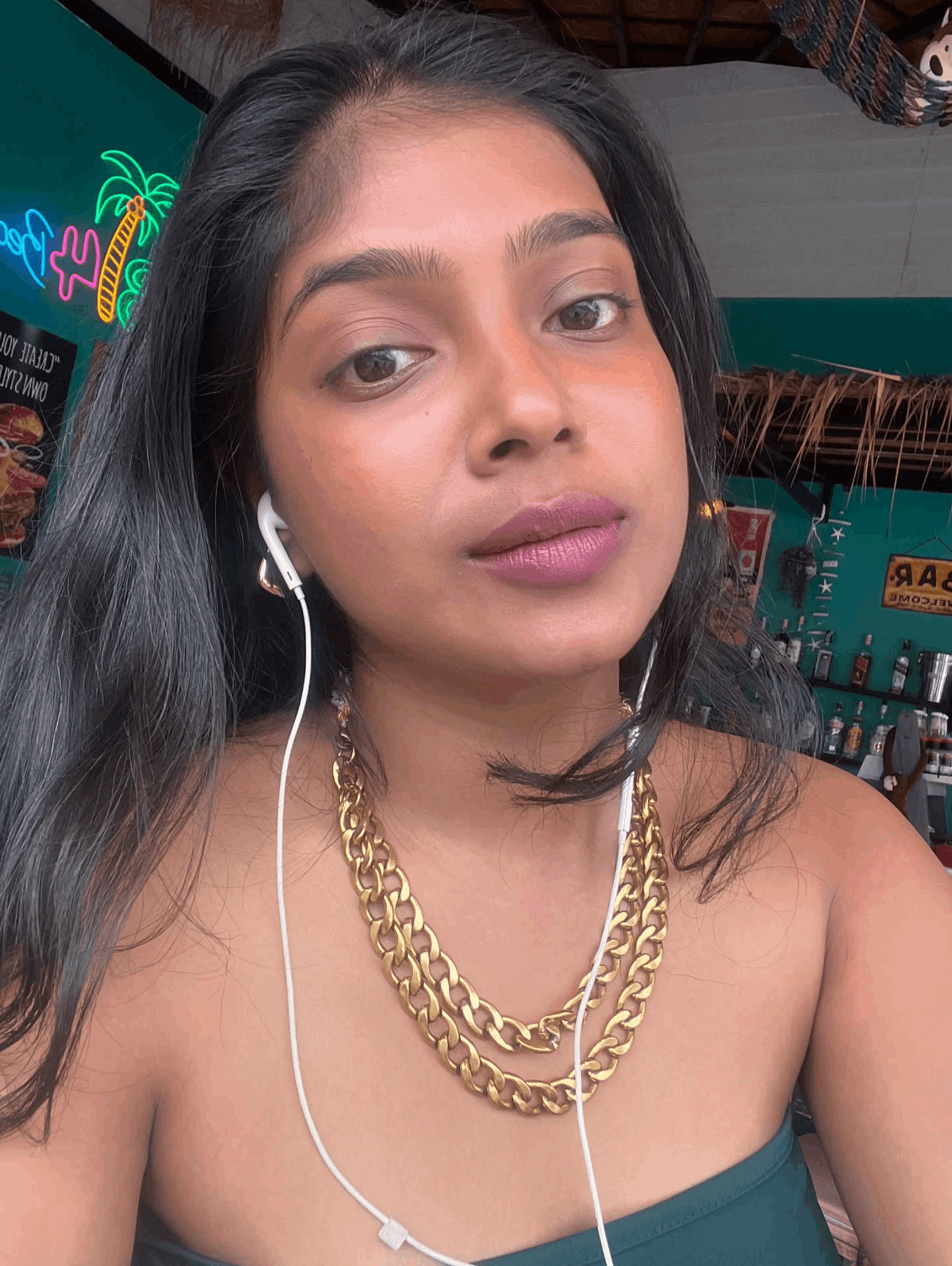 Vj parvathy in thailand clicks