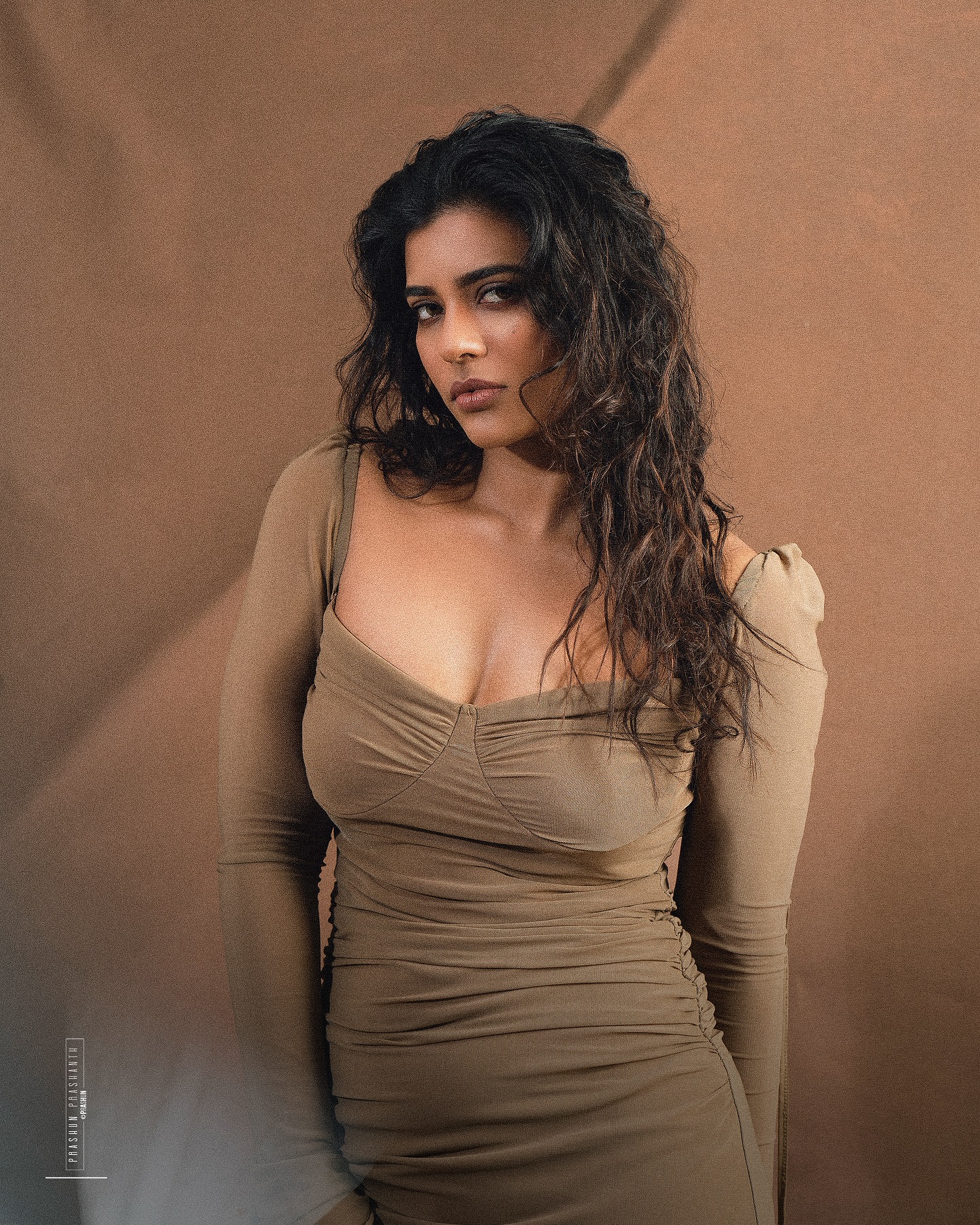 Aishwarya rajesh in hot dress