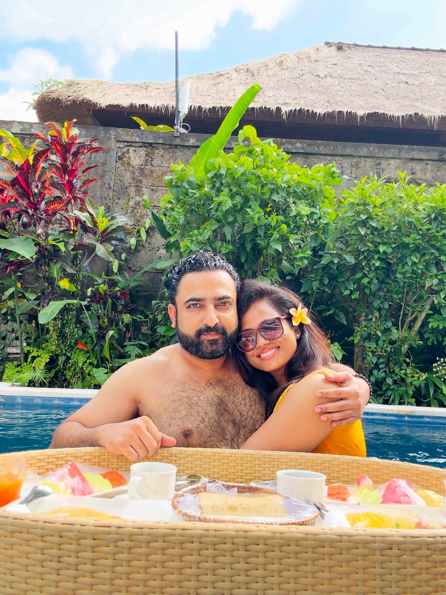 Ramya pandian in honeymoon clicks