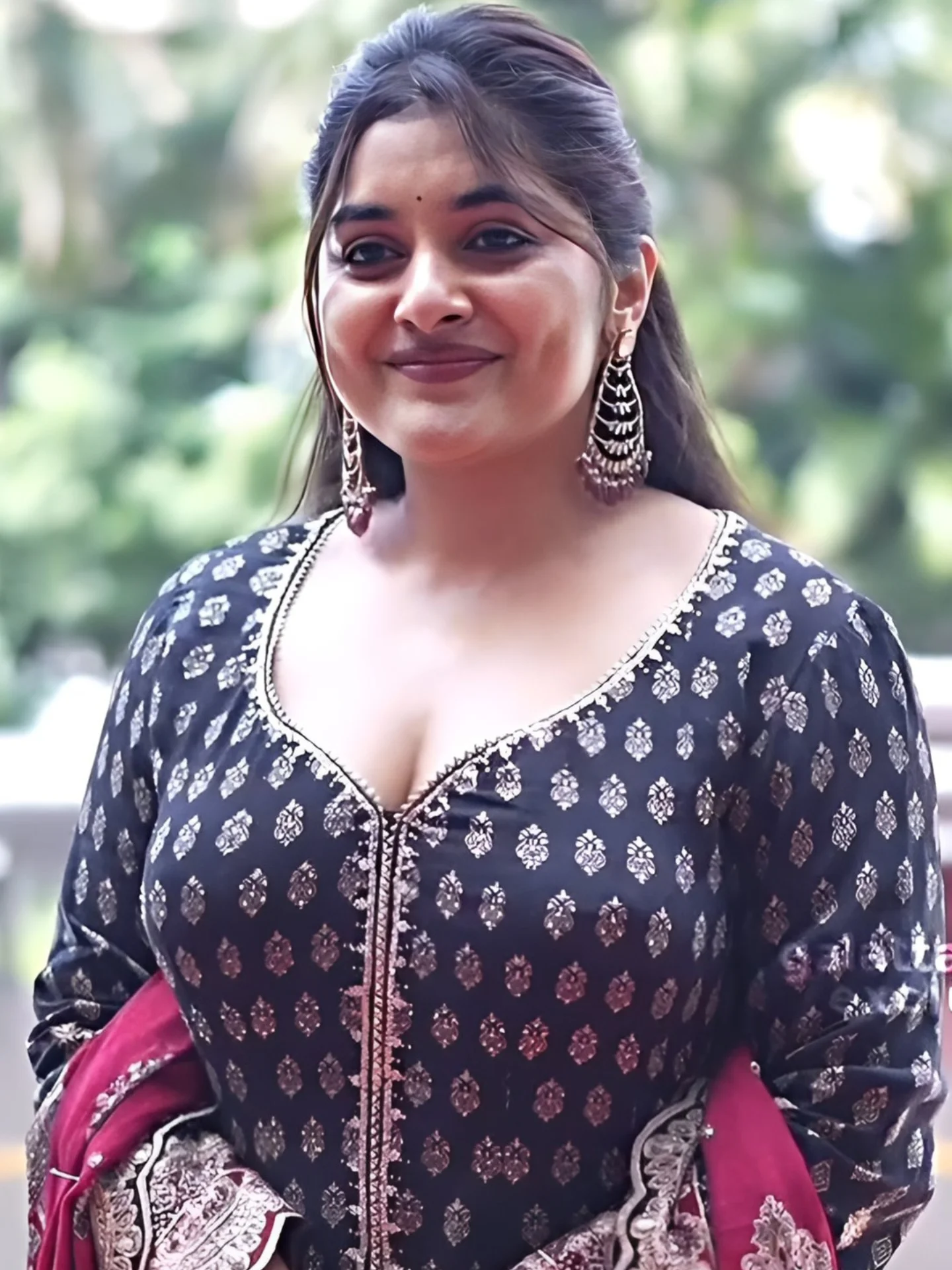 Nivetha thomas recent video