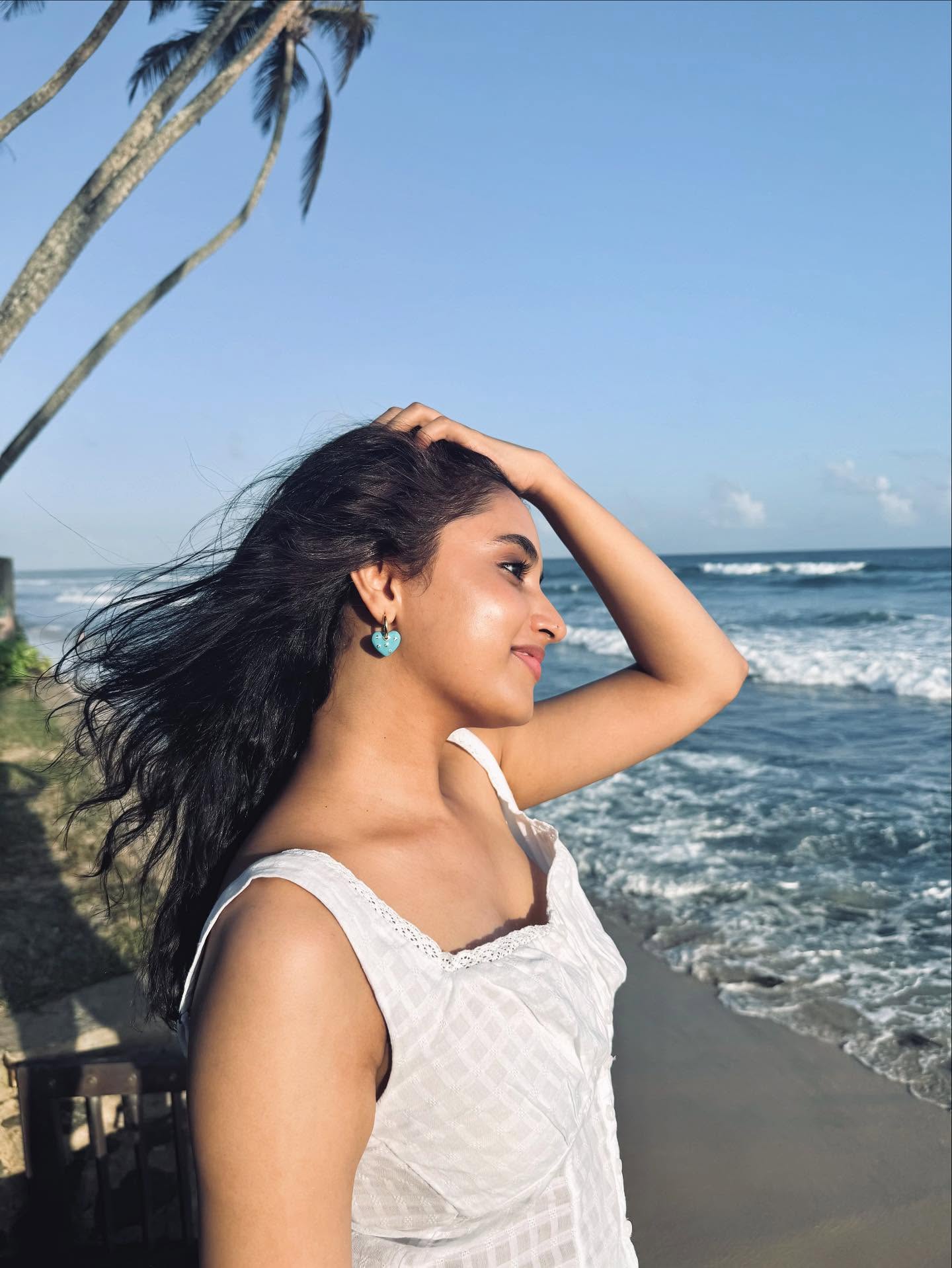 Priyanka mohan in islan photo clicks