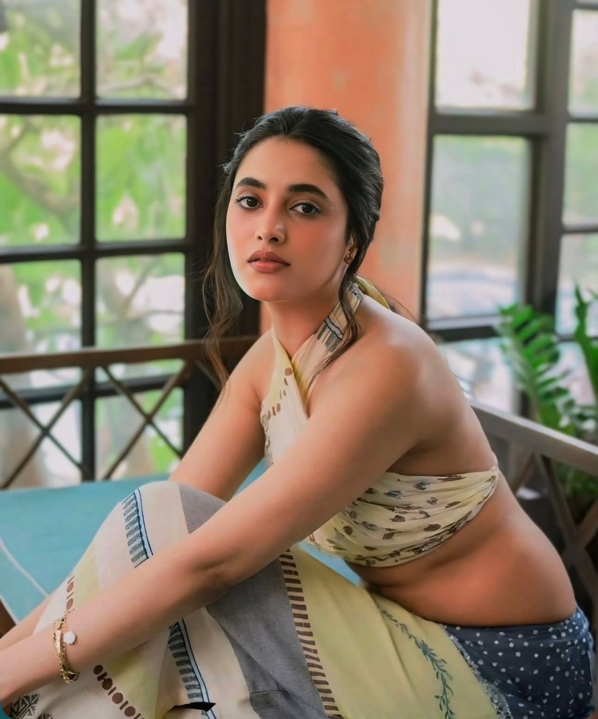 Priyanka mohan in recent photoshoot viral
