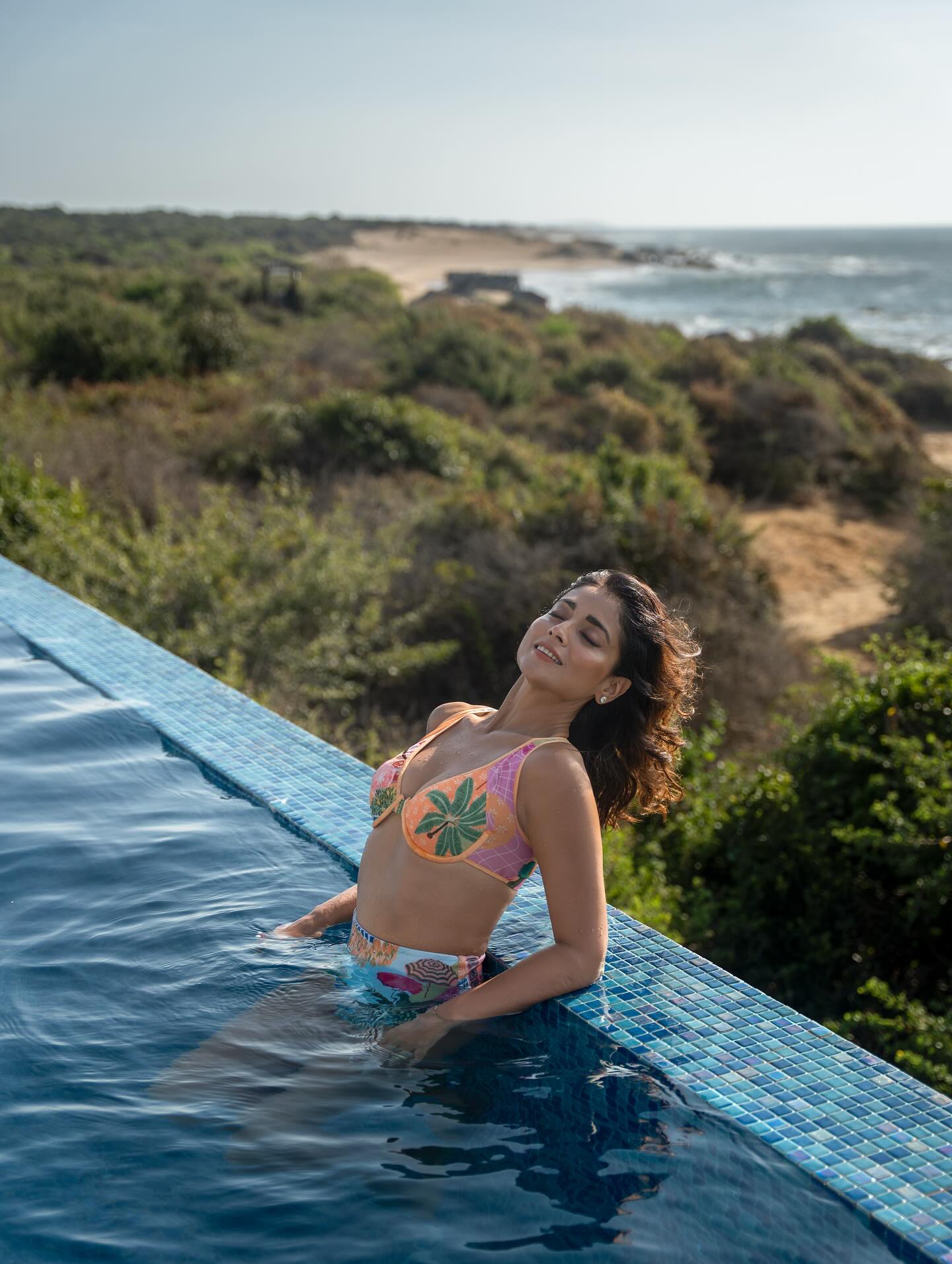 Shriya saran in pool images clicks