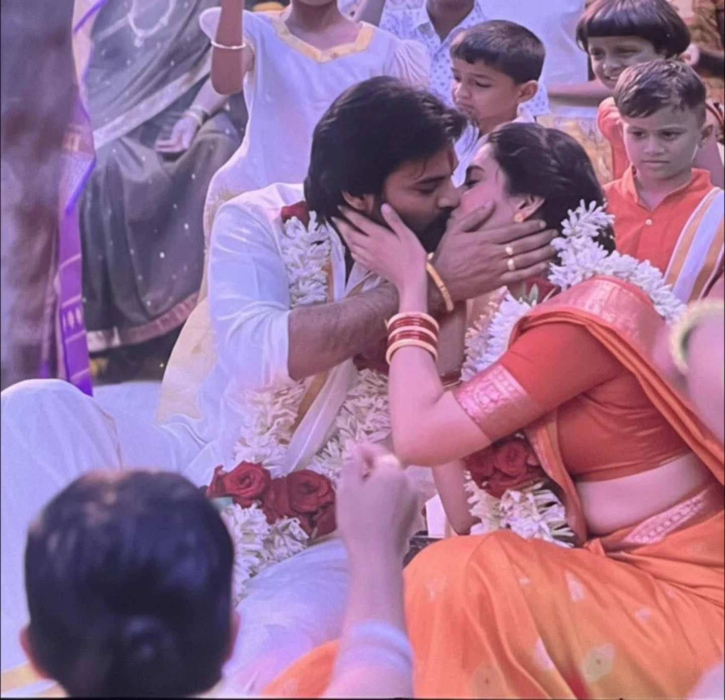 Priyanka mohan hot kiss scean ogmovie