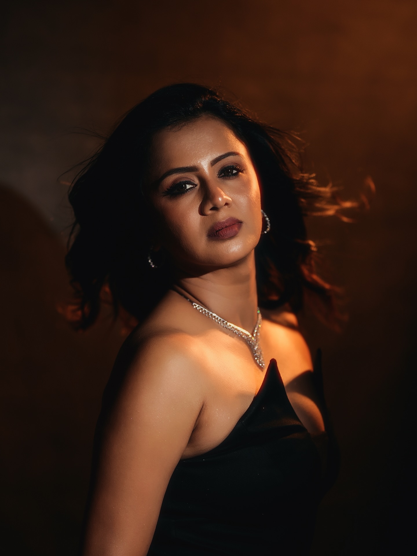 Anjana rangan sun music anchor instagram viral black dress
