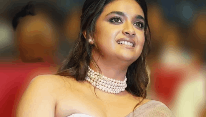 Keerthy suresh in bvlgari serpenti infinito nmacc look