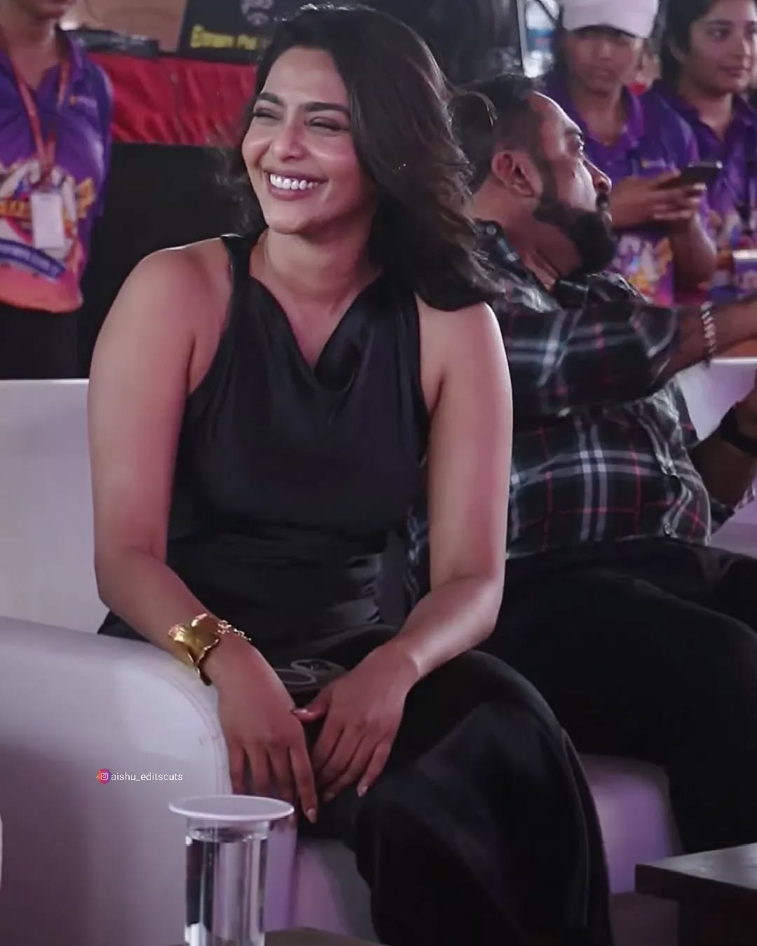 Aishwarya lekshmi tamil malayalam actress kathakusthi 2